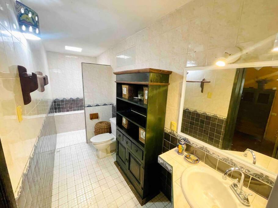 House Dzalbay Santa Lucia With Hot Tub Villa Mérida Eksteriør billede